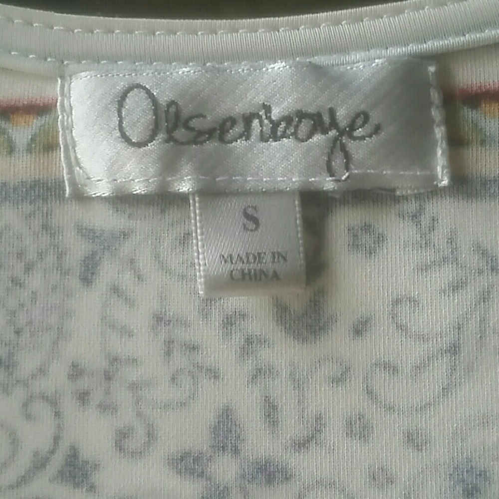 A Olsenboye long dress, size SMALL